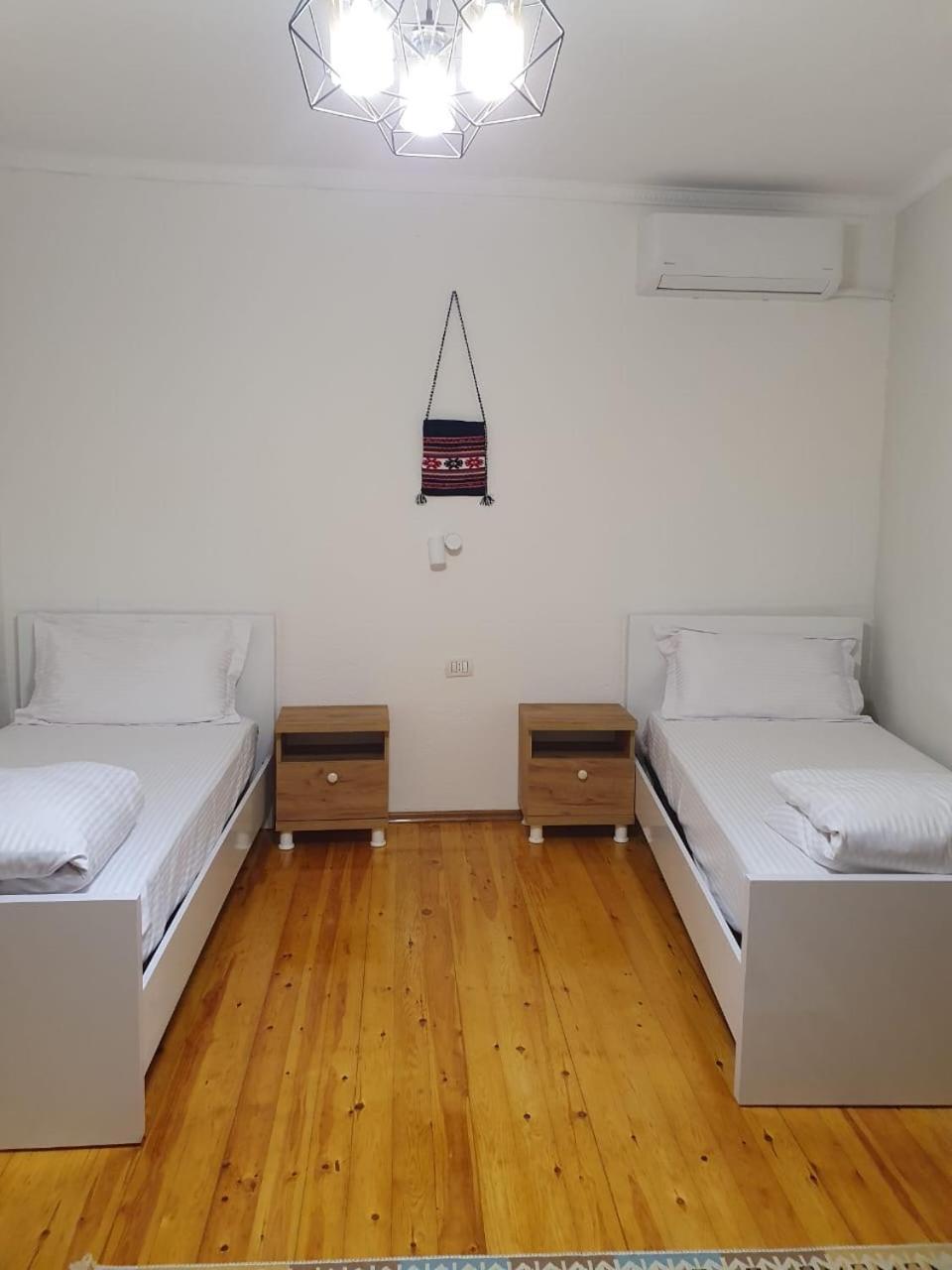 Shkodra 27 Center House Villa Ngoại thất bức ảnh
