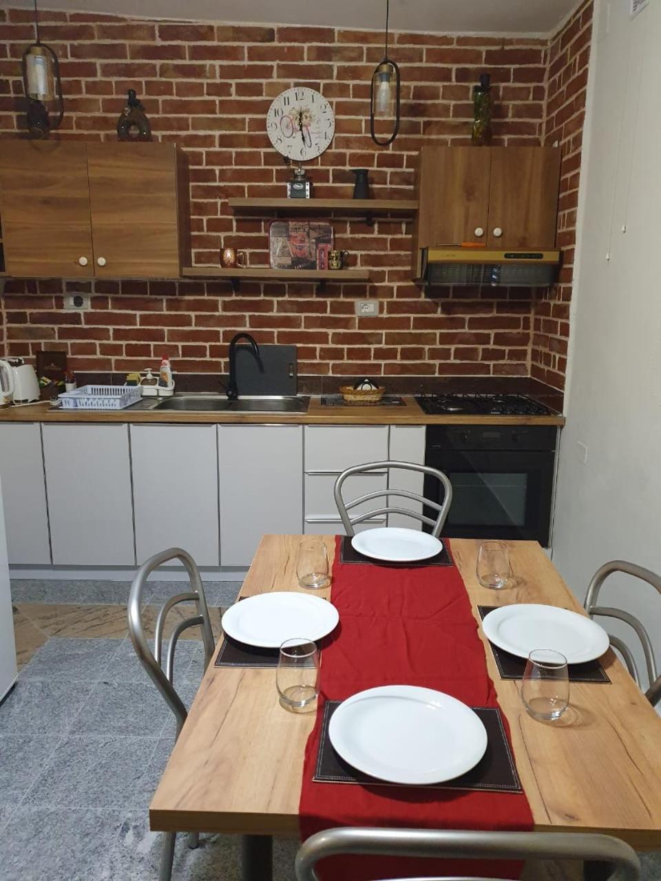 Shkodra 27 Center House Villa Ngoại thất bức ảnh
